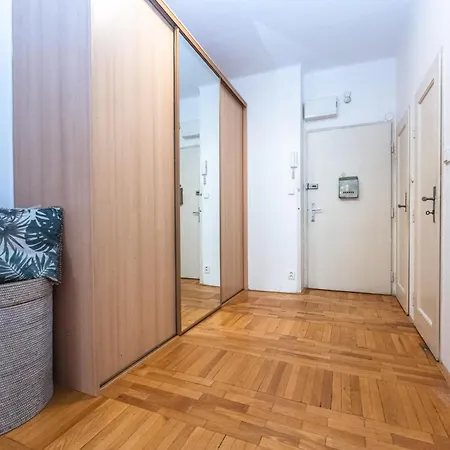Апартаменты Wishlist Residences - National Theatre *